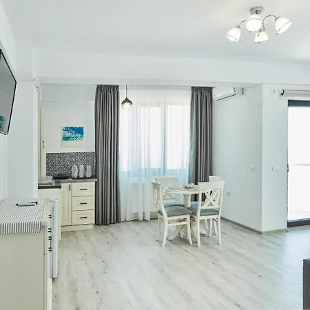 Excelsior Mamaia Nord B&B
